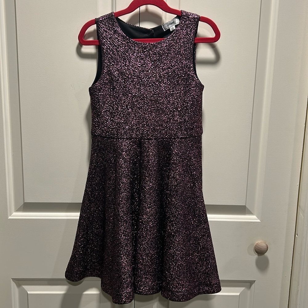 Girls sz S D-Signed Disney dress